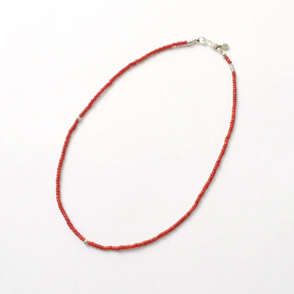 Anklets^PHADUA / White Heart Antique Beads Necklace red